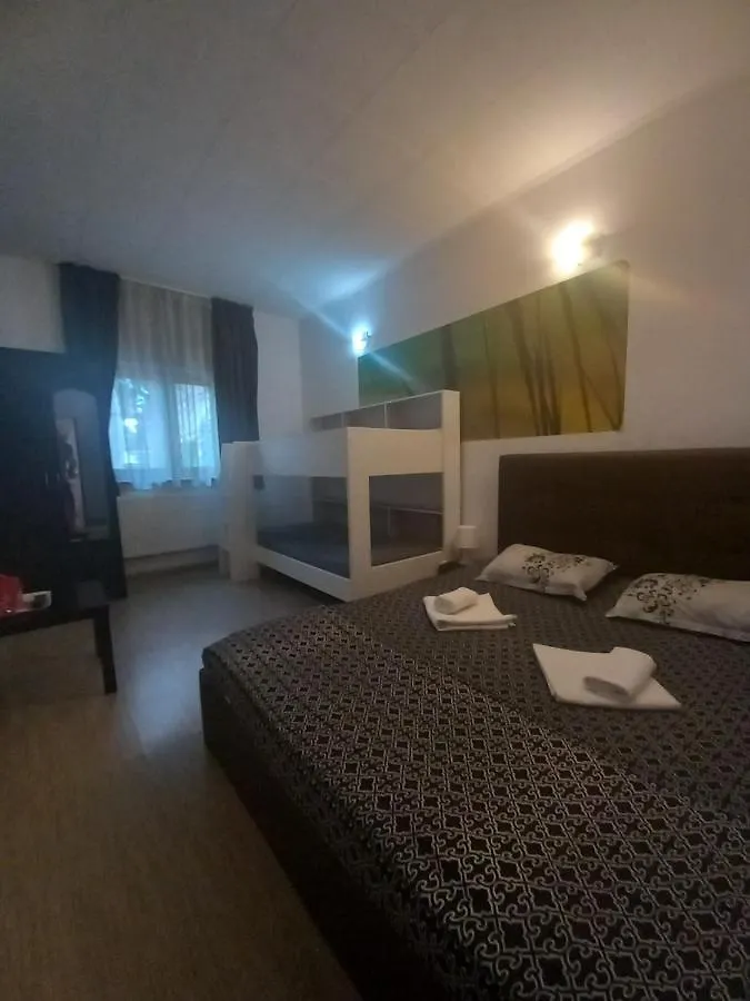 *** Pensionat Villa Zorba Bukarest Rumänien