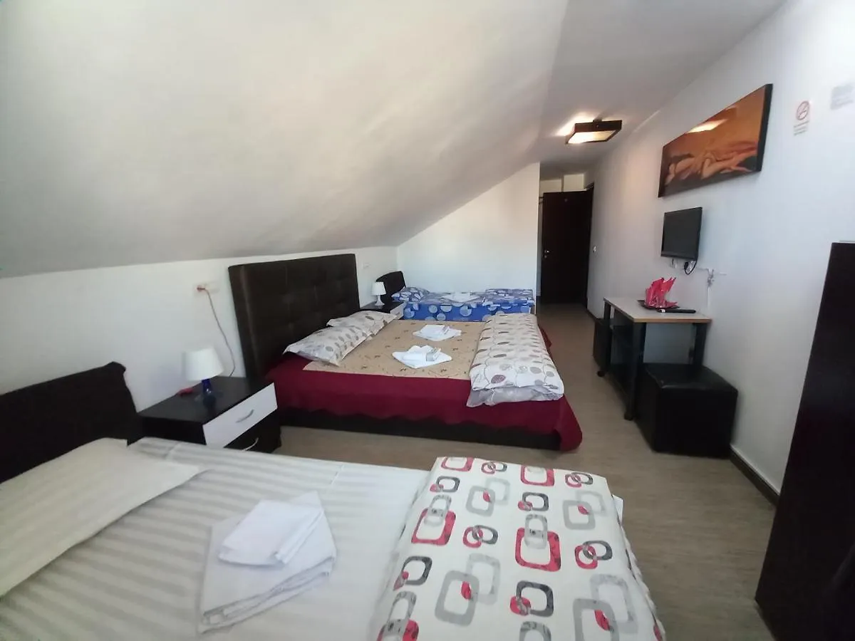 Villa Zorba Bükreş 3*,  Romanya