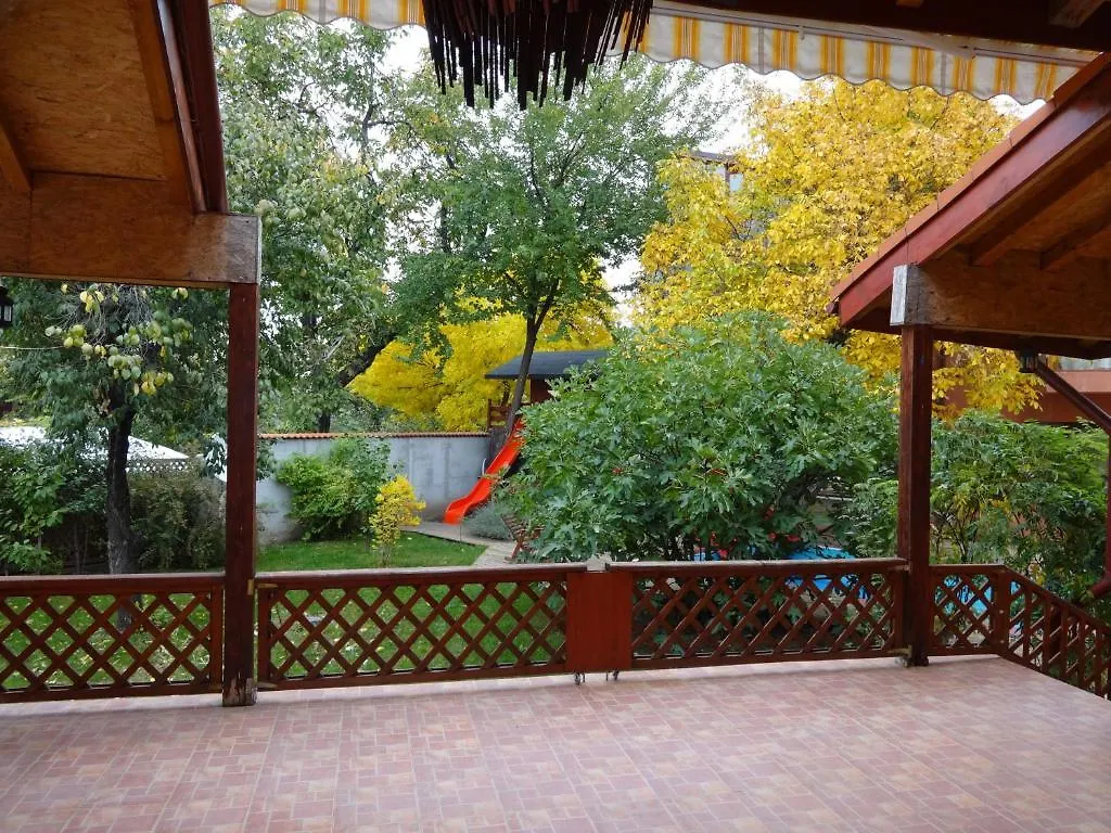 *** Konukevi Villa Zorba Bükreş Romanya